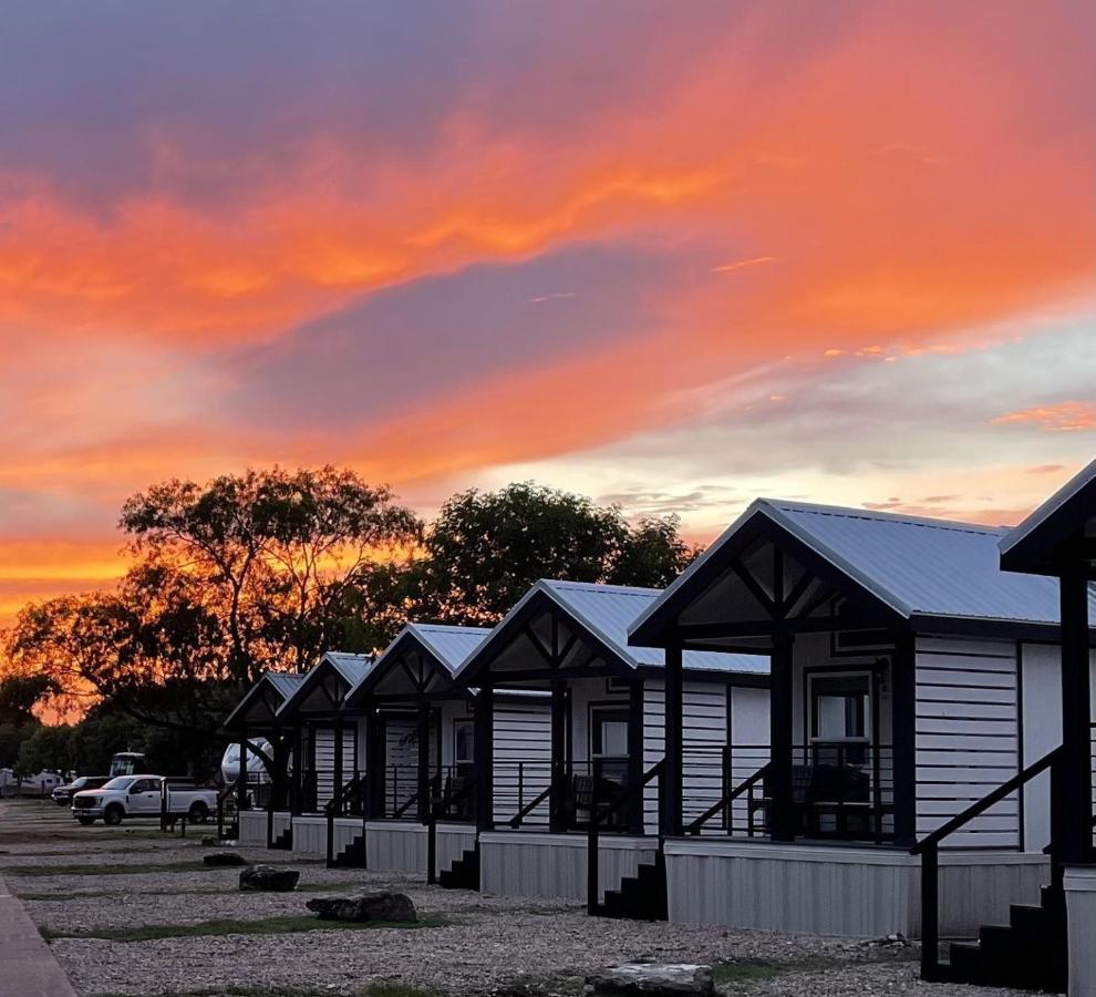 Htr Tx Hill Country Campground Kerrville Eksteriør bilde